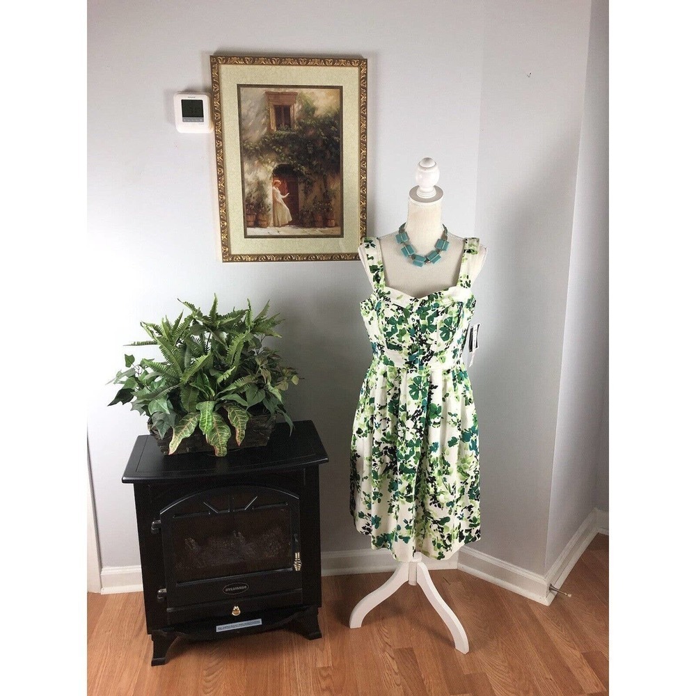 Madison Leigh Womens White & Green Sweetheart Neck Knee Length Dress Size 10P
